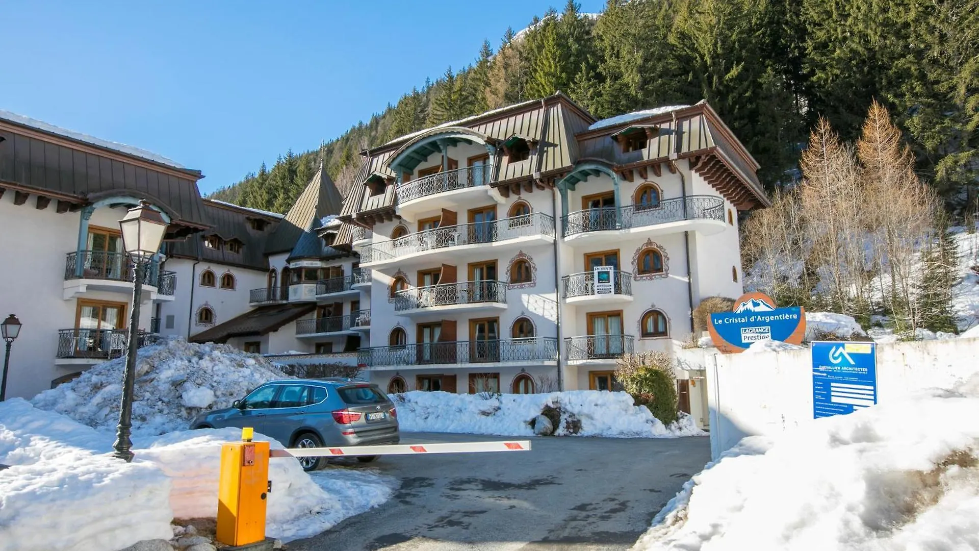 Residence Le Cristal - Mont Blanc 13 - Happy Rentals Chamonix